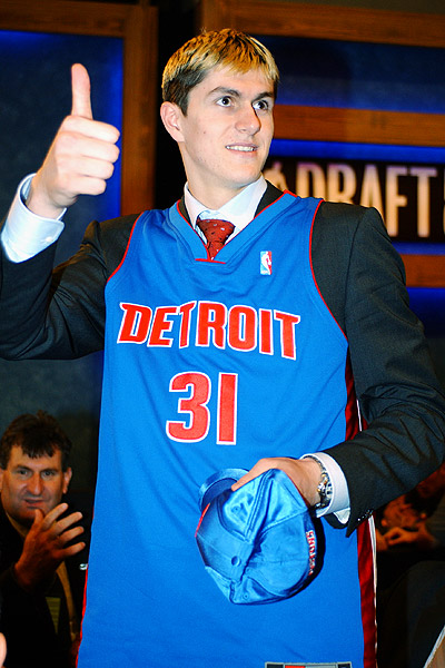 MORE BREAKING NEWS: T-Wolves Re-sign Darko Milicic!