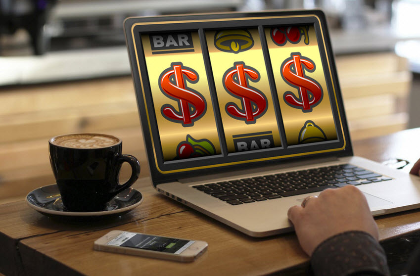 TIPS THAT WILL HELP YOU WIN AT ONLINE SLOTS